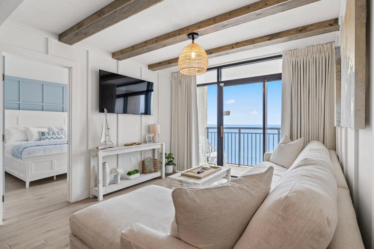 Luxury Ocean Front By Barefoot Landing Apartment Миртъл Бийч Екстериор снимка
