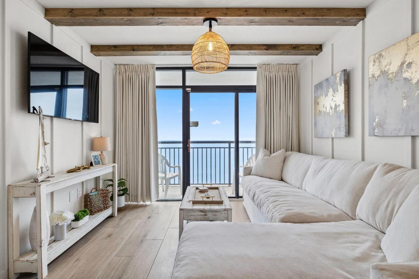 Luxury Ocean Front By Barefoot Landing Apartment Миртъл Бийч Екстериор снимка